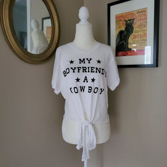 Wildfox My Boyfriends a Cowboy Tie-Front Tee Size M NWT - Picture 2 of 11